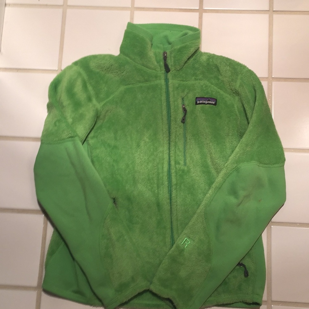 Green Patagonia fleece